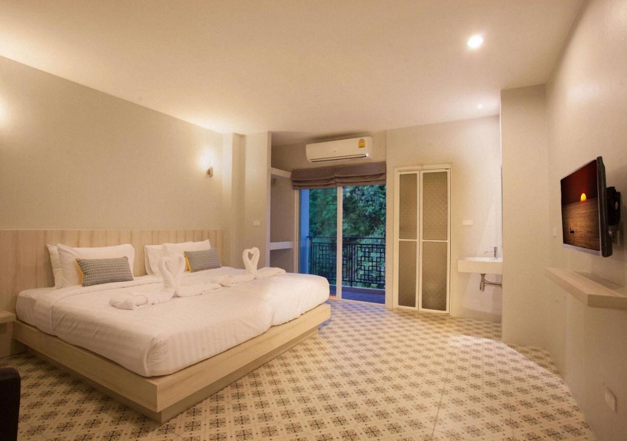 Nature Pine Phuket เนเชอร์ไพน์ภูเก็ต Rawai Kültér fotó